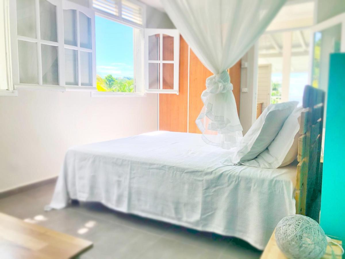 O Coeur De Deshaies Appartements Grande Anse Et Amandiers Kültér fotó