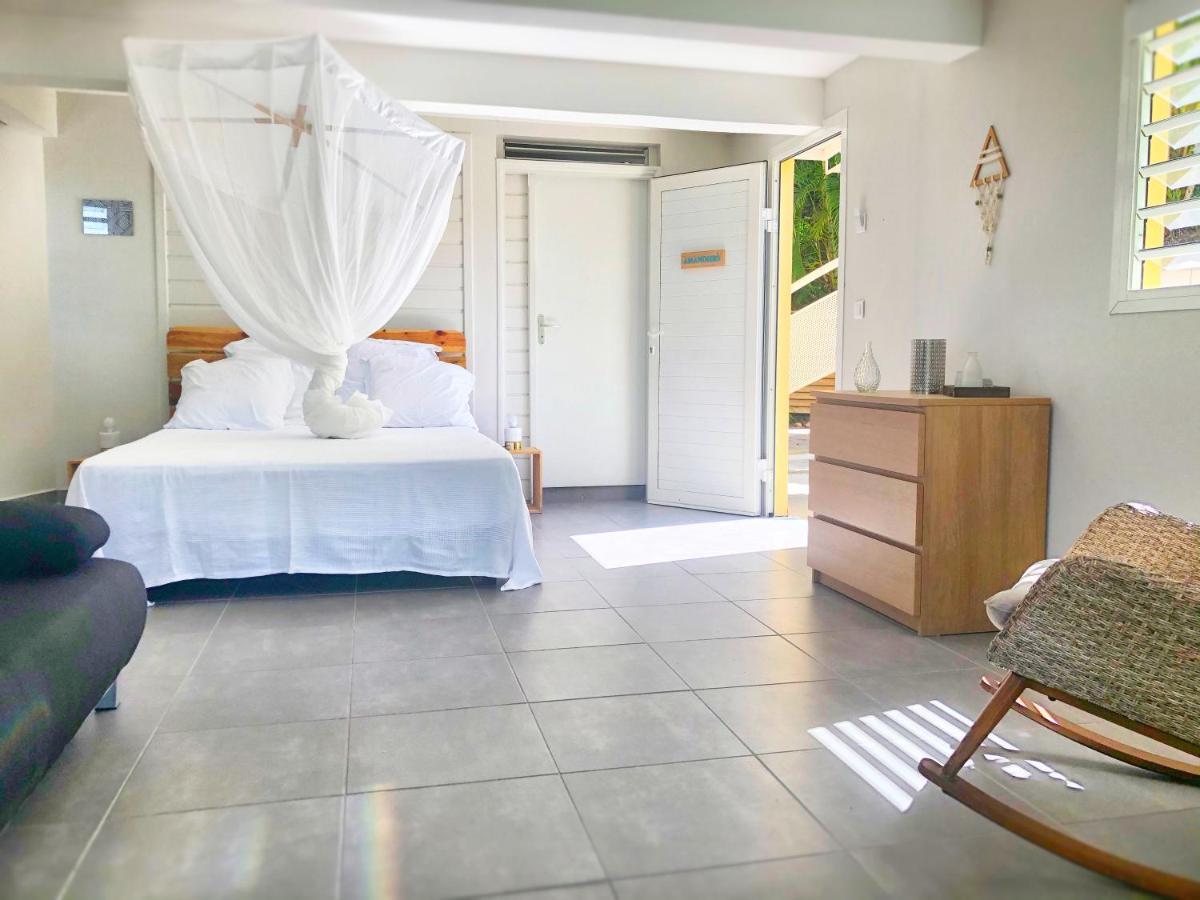 O Coeur De Deshaies Appartements Grande Anse Et Amandiers Kültér fotó