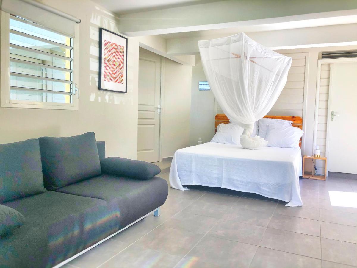 O Coeur De Deshaies Appartements Grande Anse Et Amandiers Kültér fotó
